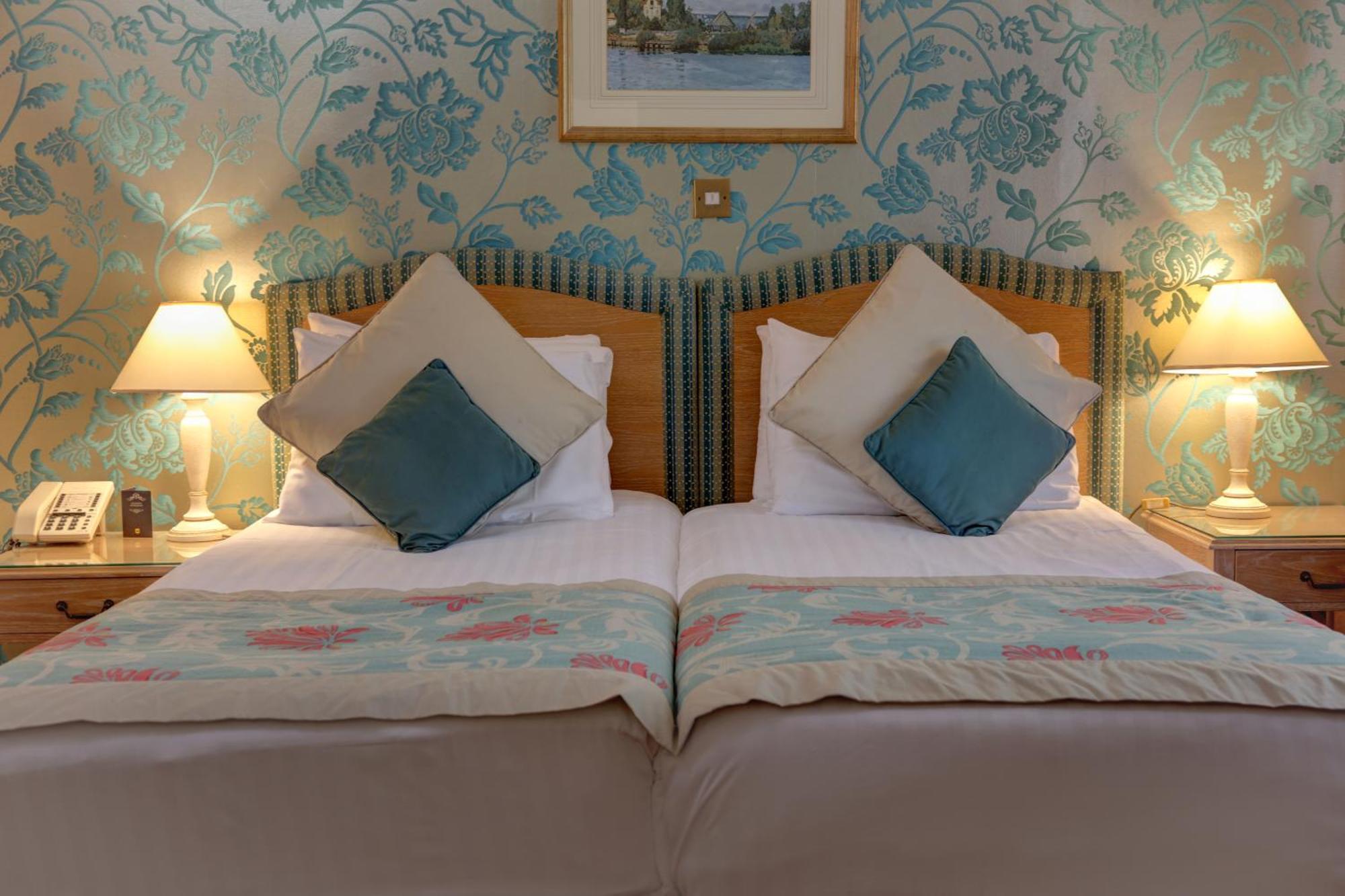 Standard Twin Room,1433011846:JPEG